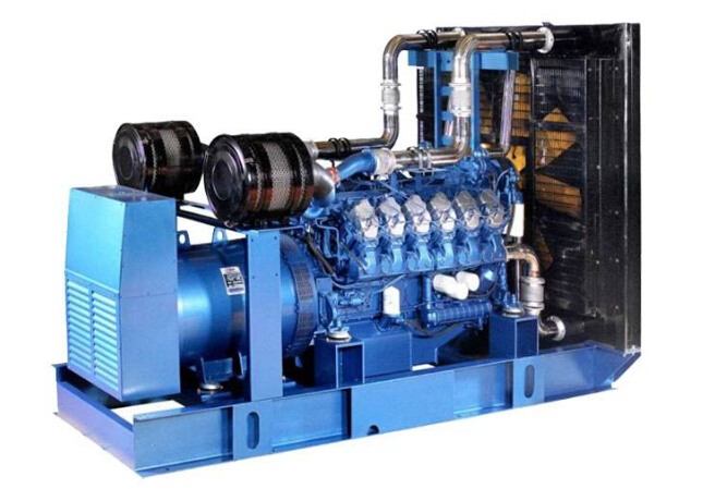 宁洱康明斯30kw小型柴油二手发电机组 宁洱康明斯30kw小型柴油二手发电机组